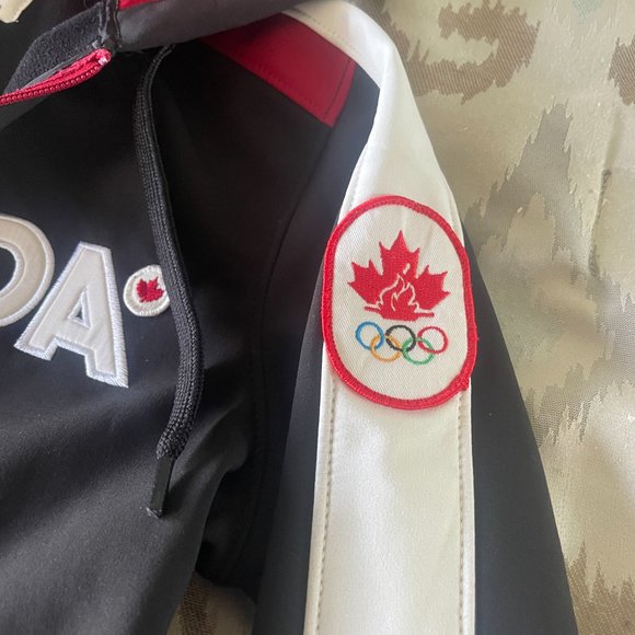 Women's 2010 Team Canada HBC Olympic Zip up Soft Shell Poly Hoodie Jacket - Picture 6 of 10